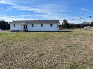 Charming 3-Bedroom Retreat with 2 Full Baths and 1,440 Sq. Ft. at 9155 Concord Road, Rockvale! 2 Car Detached Garage/Workshop With Electricity!