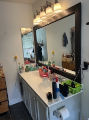 Spacious 4-Bedroom Retreat with Modern Comforts on Settlers Way, Nashville!
Fenced Backyard!