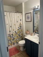 Spacious 4-Bedroom Retreat with Modern Comforts on Settlers Way, Nashville!
Fenced Backyard!