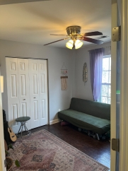 Spacious 4-Bedroom Retreat with Modern Comforts on Settlers Way, Nashville!
Fenced Backyard!