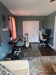 Spacious 4-Bedroom Retreat with Modern Comforts on Settlers Way, Nashville!
Fenced Backyard!