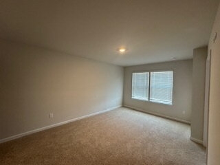 3 Bed 2.5 Bath Townhome with Granite Accents at 124 Rae Court, Luray, Perfect Blend of Space and Style!