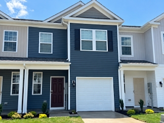 124 Rae Court | Modern 3-Bedroom Townhome for Rent in Luray, VA with Granite Kitchen | Available Now
