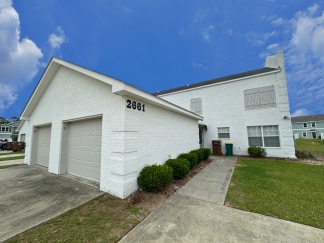 2661 Rue Palafox