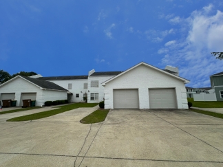 2661 Rue Palafox