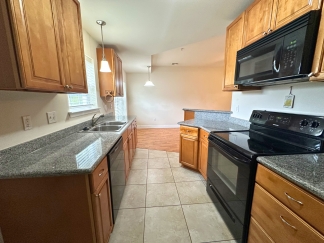 2661 Rue Palafox