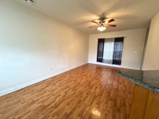 2661 Rue Palafox