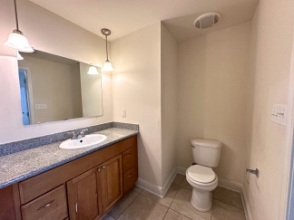 2661 Rue Palafox