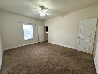 2661 Rue Palafox