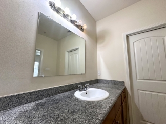 2661 Rue Palafox