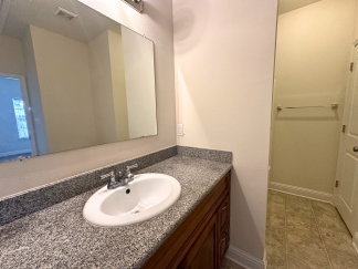 2661 Rue Palafox