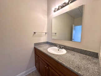 2661 Rue Palafox