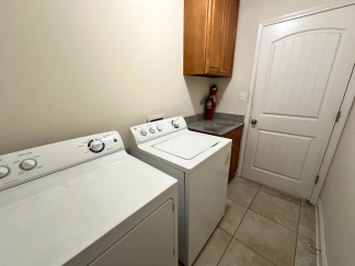 2661 Rue Palafox