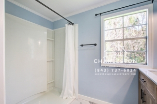 1833 Grover Dr - Available Now