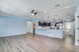 1833 Grover Dr - Available Now