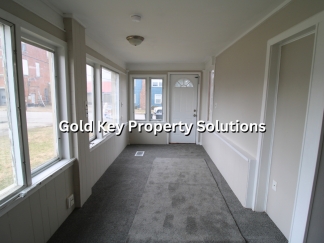 Cute and Cozy 1 BR 1 BA Apartment in Alexandria (SECTION 8 APPROVED)