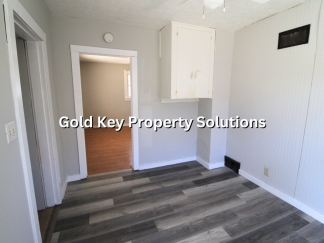 1 BR 1 BA Downstairs Apartment Near AU (NO SECTION 8)