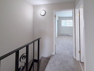 Bright End-Unit Townhome Near Downtown Morgan Hill