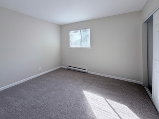 Bright End-Unit Townhome Near Downtown Morgan Hill