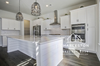 169 Country Gate Ln - Available - 4/3!