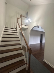 4-Bed Retreat with Vaulted Ceilings & Covered Porch, minutes to the Shenandoah River in Front Royal