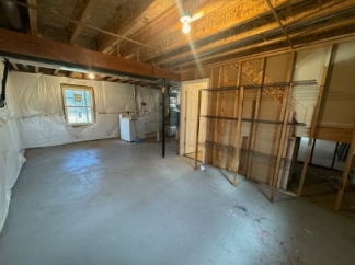 Available 5/1/2026 3 Bedroom Pet Friendly home on Redwood Drive in Rileyville!