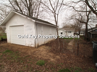 MUNCIE 3 BR 1 BA House with New Appliances and Garage (SECTION 8 APPROVED)