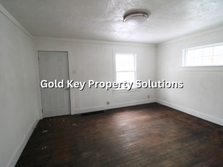 MUNCIE 3 BR 1 BA House with New Appliances and Garage (SECTION 8 APPROVED)