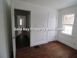 MUNCIE 3 BR 1 BA House with New Appliances and Garage (SECTION 8 APPROVED)