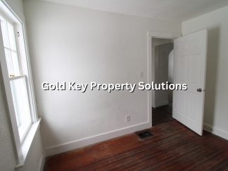 MUNCIE 3 BR 1 BA House with New Appliances and Garage (SECTION 8 APPROVED)