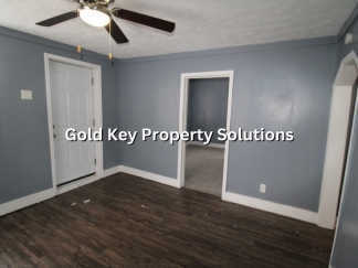 MUNCIE 2 BR 1 BA House with Main-Level Laundry and Shed (SECTION 8 APPROVED)