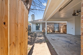 Affordable South Fort Worth Half Duplex