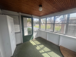 4-Bedroom country homestead in Strasburg with Spacious Living — 1,445 Sq Ft of Comfort!