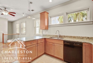 455 Race St Apt A - Available 4/17!