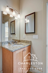 455 Race St Apt A - Available 4/17!