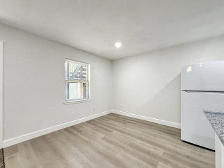 1016 East Walker Street - 4