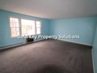 ALEXANDRIA 2 BR 1.5 BA Apartment with Bonus Room and Central Air (SECTION 8 APPROVED)