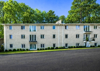 Peaceful & Efficient – Total Electric 2BR/1BA Home in Dixie Hills