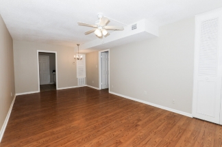 PRE-LEASING: Charming 2-Bed Sanctuary in College Park