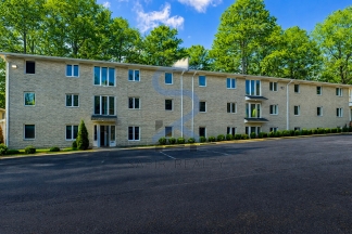 Welcome Home to Dixie Hills – 2 Beds • 1 Bath