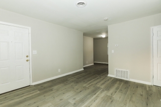 PRE-LEASING: Charming 2-Bed Sanctuary in Decatur - Cozy Comfort Awaits at 2825 Belvedere Ln!