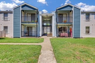 The Emory - 3205 E Olive Road