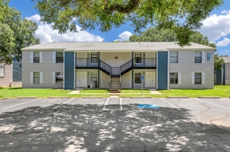 The Emory - 3205 E Olive Road