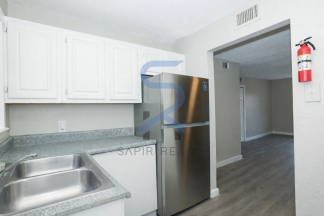 Freshly Updated 2BR/1.5BA with All-Electric Living