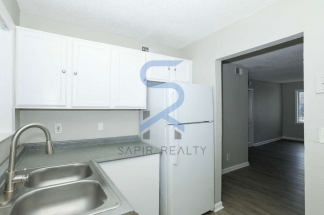 Updated 2BR Home in Prime Campbellton Road Location