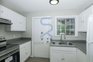 Updated 2BR Home in Prime Campbellton Road Location