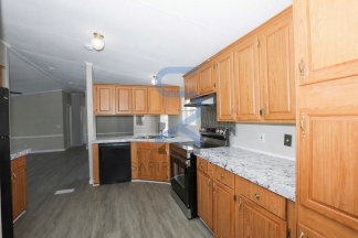 Welcome Home to Center Hill – 3 Beds • 2 Baths of Comfort