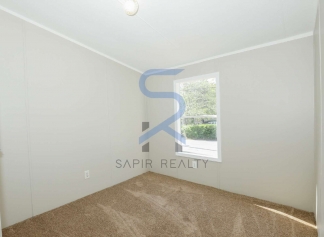 Welcome Home to Center Hill – 3 Beds • 2 Baths of Comfort