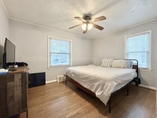 Bright and Renovated Near Downtown Royal Oak