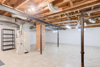 Bright and Renovated Near Downtown Royal Oak